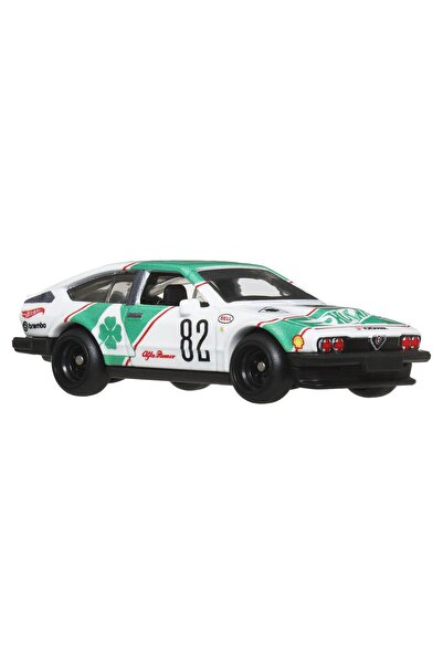 HOT WHEELS Метална количка Premium Boulevard Alfa Romeo GTV6 3.0, мащаб 1:64