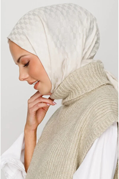 Mugo Wear Qoza Pattern Silky Soft Jacquard Shawl - Off-White