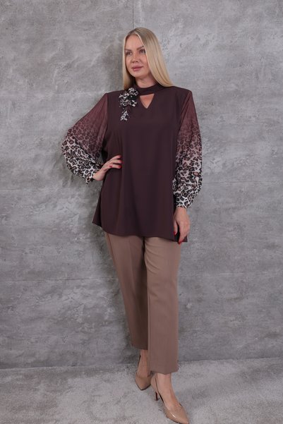 KİFAYET Plus Size Leopard Detailed V-Neck Pleated Long Sleeve Stylish Women's Tunic with Brooch Accessory