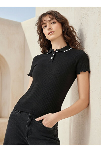 FAV Polo T-shirt with Tipping Detail