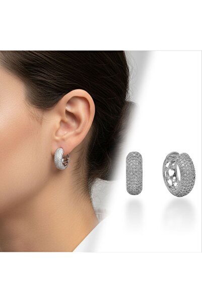 Mestore أقراط نسائية VIP مطلية بالكامل بالحجر بتصميم حلقة سميكة 3168KKUV004