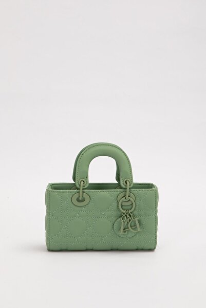 Levidor Quilted Handbag with Green Accessories
