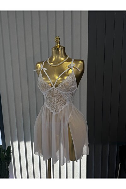 İana butik Beyaz Dantelli Gecelik