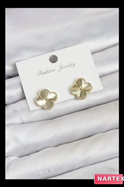 Clariss Gold Color Brass Clover Model Women's Earrings