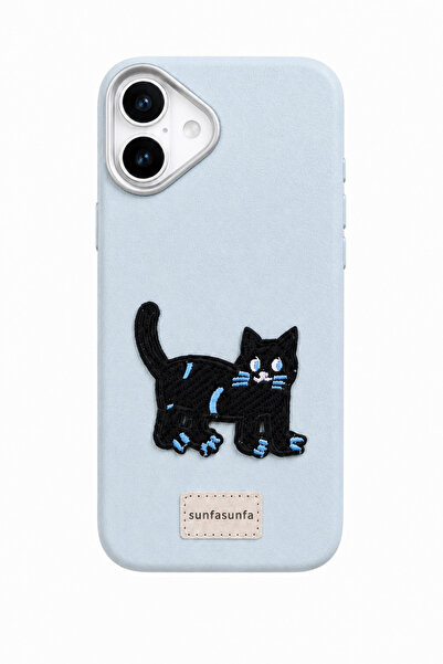 QUSCHU iPhone 16 Plus Uyumlu Nakışlı Kara Kedi Figürlü Deri Görünümlü Silikon...
