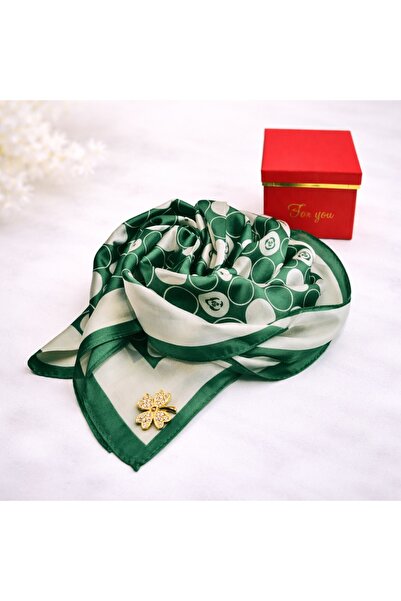 velve Set For You, esarfa eleganta cu brosa aurie, ambalata in cutie premium,...