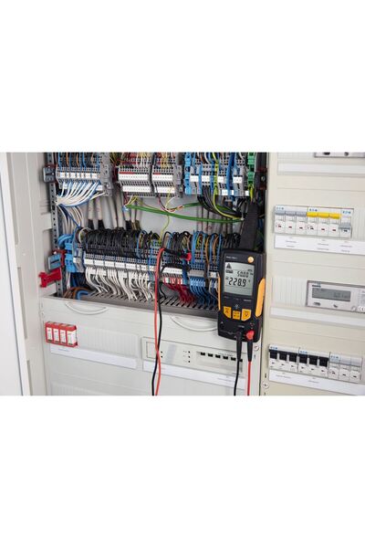 Testo MULTIMETRU DIGITAL UNIVERSAL 760-1 / FABRICAT ÎN GERMANIA