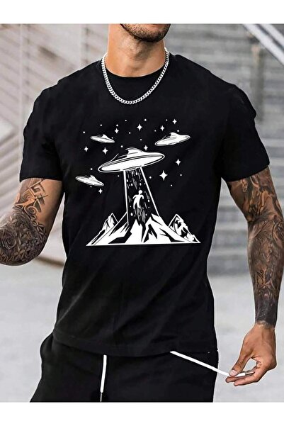 45 BPM يطرح UFO تشكيلة من القمصان التي تتميز بتصاميم فضائية، بما في ذلك خيارا...