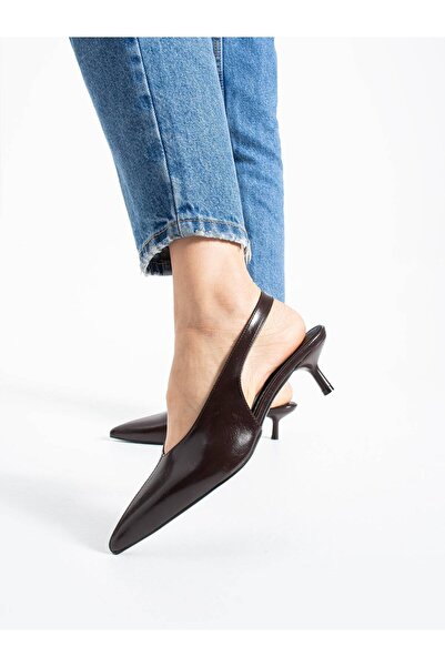 MIRONA Kadın Acı Kahve Sivri Burun Lastikli Arka Bantlı 6 Cm İnce Topuklu Slingback Ayakkabı