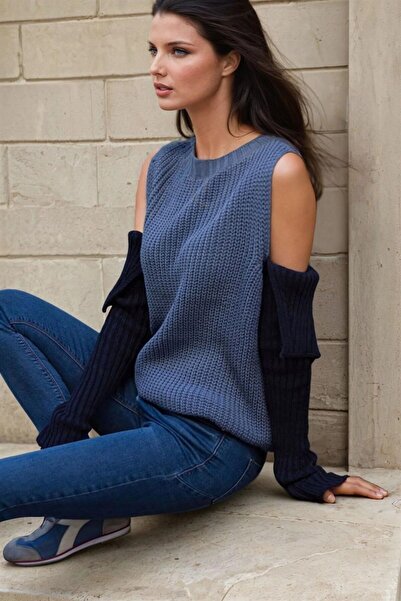 Moda4x4 Women's Clothing Indigo Round Neck, Colorful, Asymmetrical Cut, Knitwear