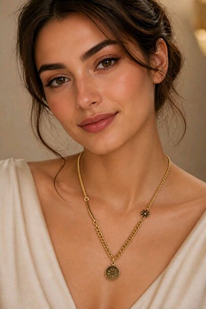 Monalisa Home Luxury Figured Adjustable Necklace