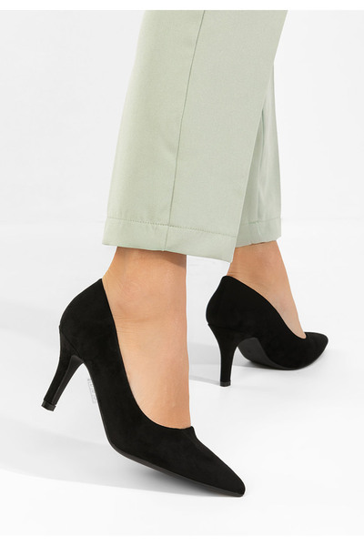 B T Shoes Μαύρα παπούτσια Λιάνια με τακούνι