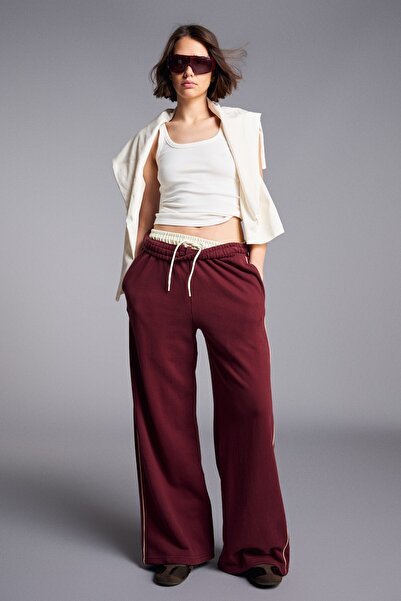 Bershka Şardonlu jogger fit pantolon