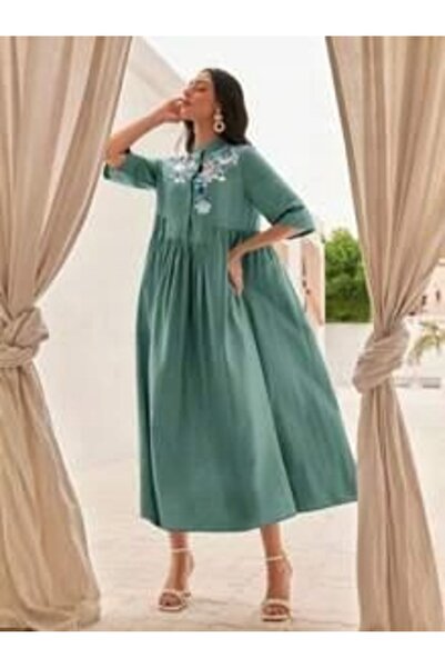 NO BRAND Rochie verde, lejeră, dreaptă, midi, cu flori, mâneci 3/4, nasturi, ...