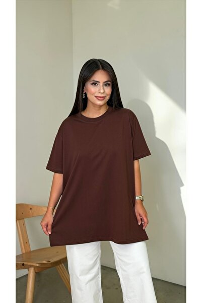 ARDİL TASARIM ATÖLYESİ Kadın %100 Pamuk Yırtmaçlı Yuvarlak Yakalı T-shirt