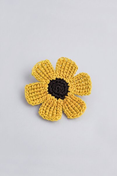 Milleniva Flower Bag Ornament Yellow Hand Knitted Charm