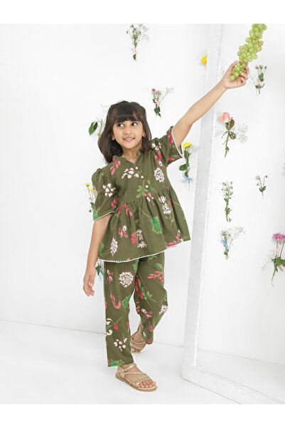 Globus By Styli Girls Green Floral Print Tunic with Pants Set