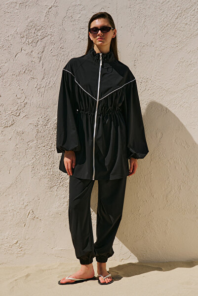 Manuka ΜΑΓΙΟ ΜΕ ΚΟΝΤΡΑΣΤ ΛΩΡΙΔΕΣ ΚΑΙ ΣΟΥΡΕΣΕΙΣ ΜΑΥΡΟ