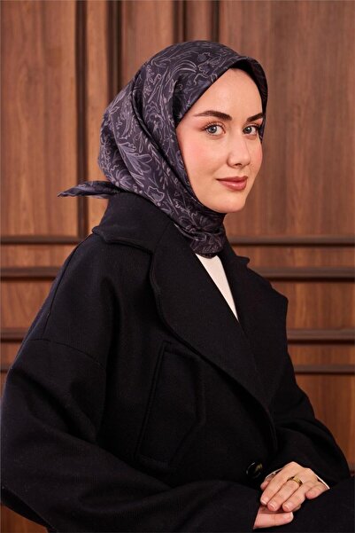 Silk Home Twill İpek Eşarp Lacivert Çiçek Desenli Tok Duruşlu 90x90