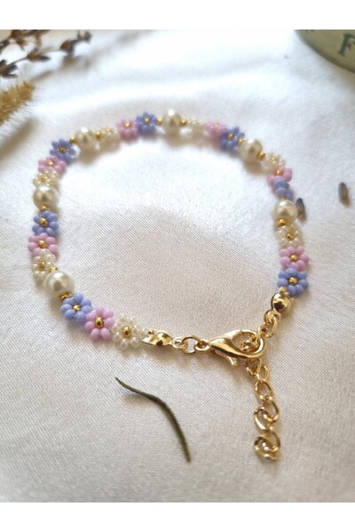 Es Kozmetik Pearl Detailed Sand Bead Floral Bracelet