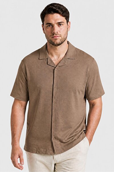 Larsson & Co Men Relaxed Fit Plain Short Sleeve Casual Shirt, Light Brown