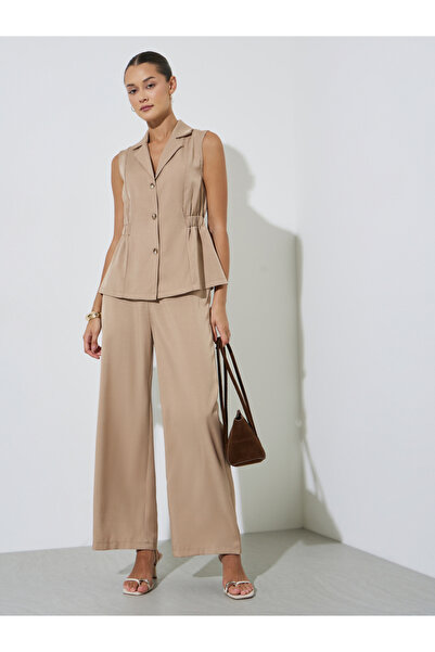 Styli Beige Solid Wide Leg Pants