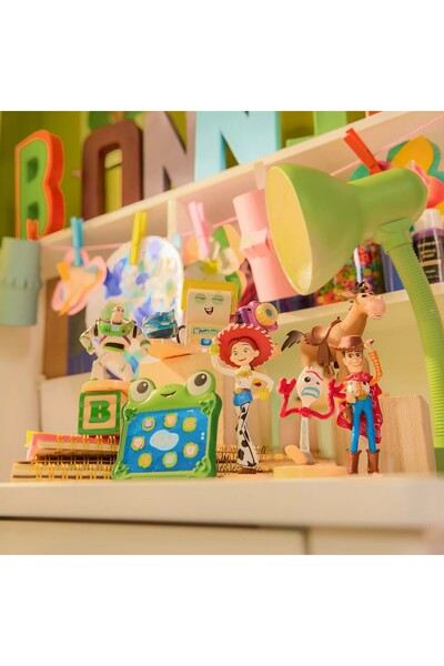 Disney Toy Story 5 Oyuncak Figür Seti Woody Buzz Lightyear Forky Lilypad Bull...