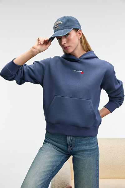 ETHIQUET Melurea women's embroidered Hooded comfort fit dark blue sweatshirt