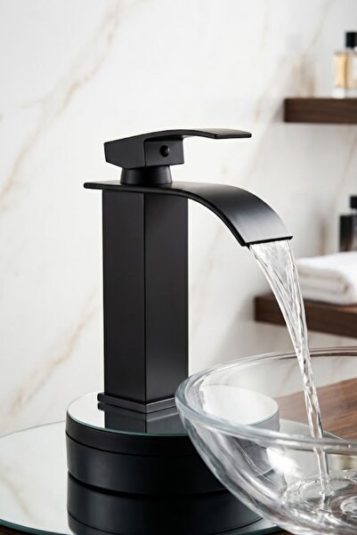 VSA Armatür Mat Siyah Banyo Lavabo Bataryası Şelale Akışlı Modern Kare Tasarımlı Musluk