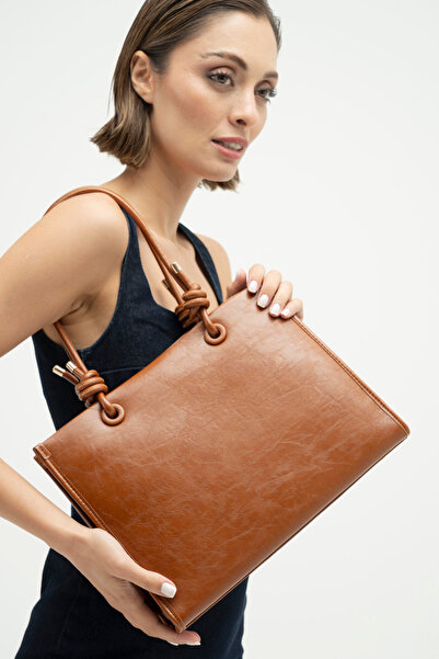 Matthew Cox Women's Arm Bag Taba Byn2553