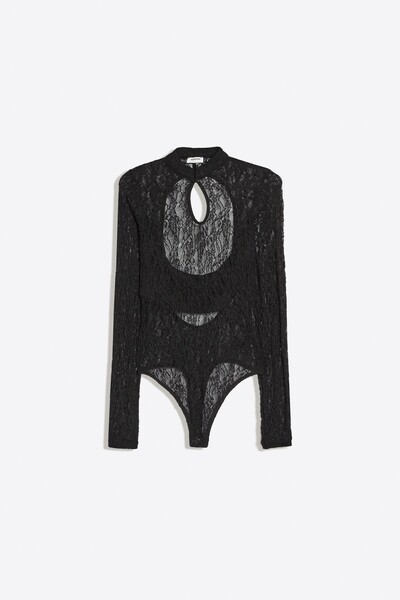 Bershka Uzun kollu, dekolte detaylı dantel body
