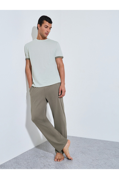 Styli Olive Short Sleeves T-Shirt and Pants Relaxed Fit Pyjama Set