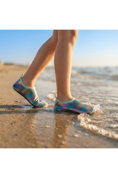 Parlak Geometrik Desenli Kaymaz Tabanlı Deniz ve Havuz Ayakkabısı Aqua Shoes