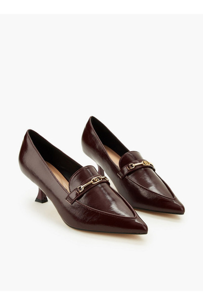 Celeste Women Pointed Toe Pumps