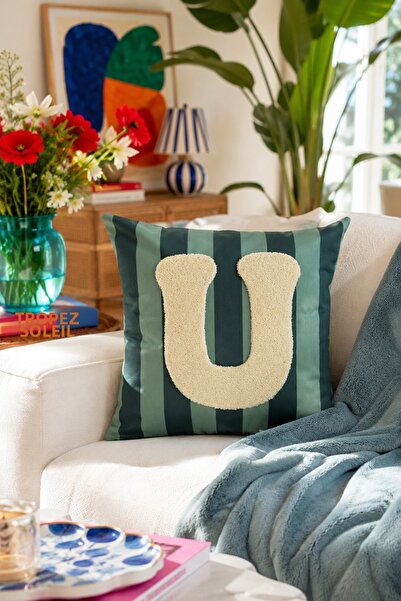 Pilloveland Punch Embroidered Cushion Cover - 43*43 cm - Green Letter U - Pnk001