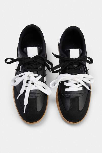 TRENDYOL SHOES Schwarze Retro-Sportschuhe für Damen mit zwei Schnürsenkeln un...