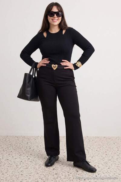 Trendyol Curve Black Heart Buckle Rubber Belt Detailed Knitted Plus Size Trou...
