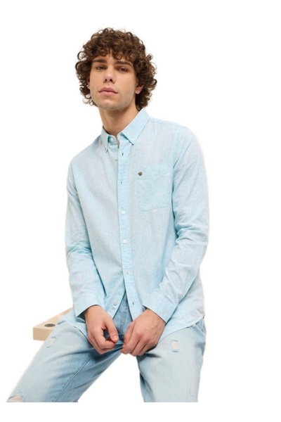 The Bear House Men's Light Blue Slim Fit Solid Casual Shirt for Every Occasion