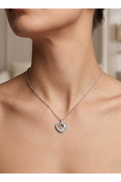 aurora dükkan Steel Heart Chain Necklace