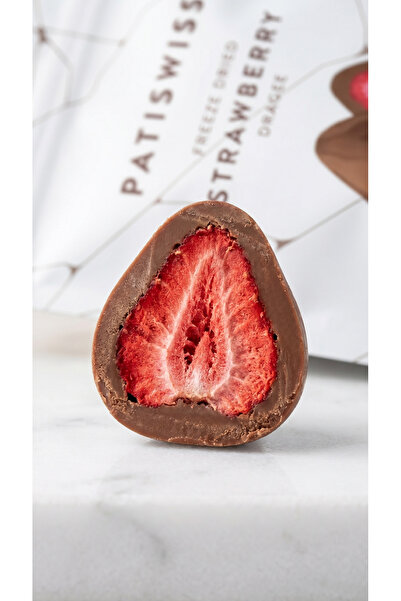 Patiswiss Sütlü Çikolatalı Çilek Draje, 80G