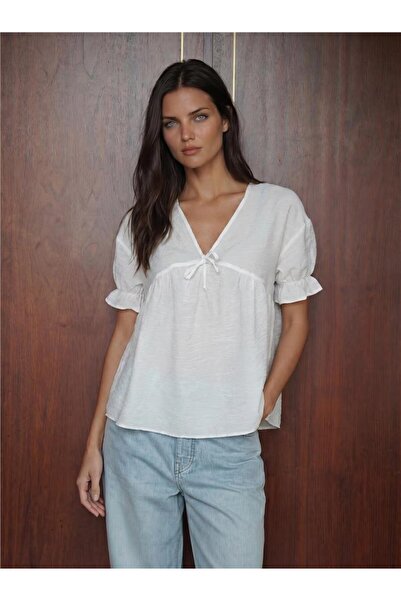 WeShaya White Viscose Textured Short Sleeve Lace-Up Front Loose Fit Blouse
