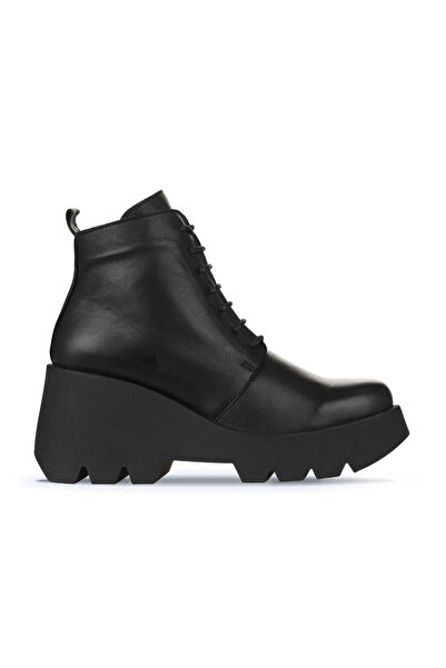 Women's Fill Heel Boots in Black Leather 01wz8402