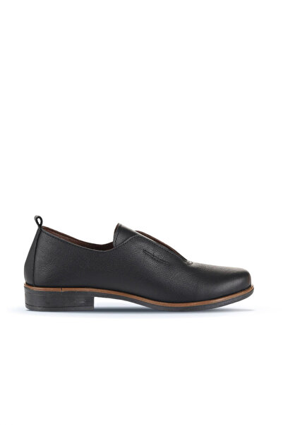 Bueno Shoes Pantofi de damă din piele neagră cu toc mic 01wd3801