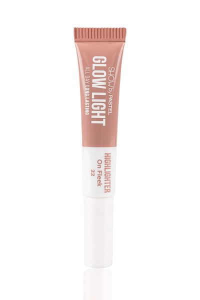 Show by Pastel Glow Light Highlighter – Liquid Illuminator 22 on Fleek Rose Gold