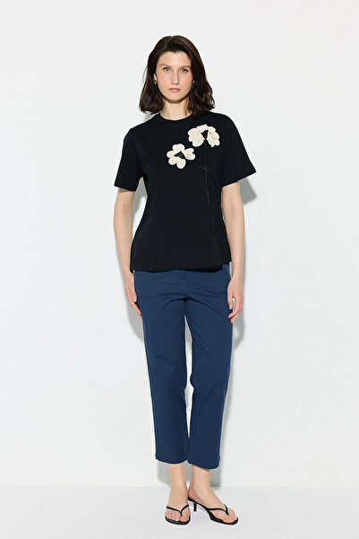 Gusto Tricou din bumbac cu aplicații florale - Negru