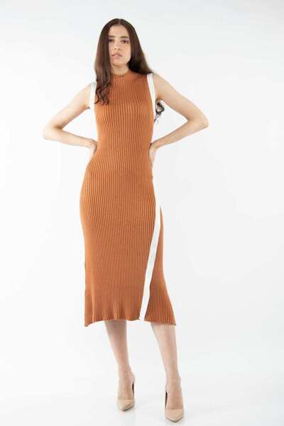 Nichii Women's Sleeveless Fitted Midi Dress in Sturdy Fabric