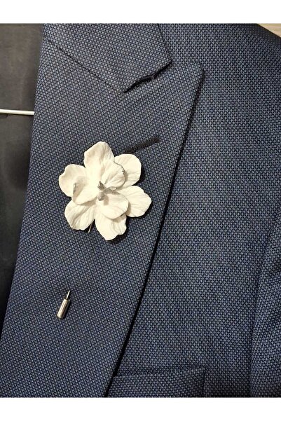 Butik Damat yaka iğnesi şakayık