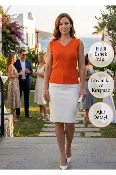 URUMDAY Eteği Ajurlu V Yaka Atlet Bluz