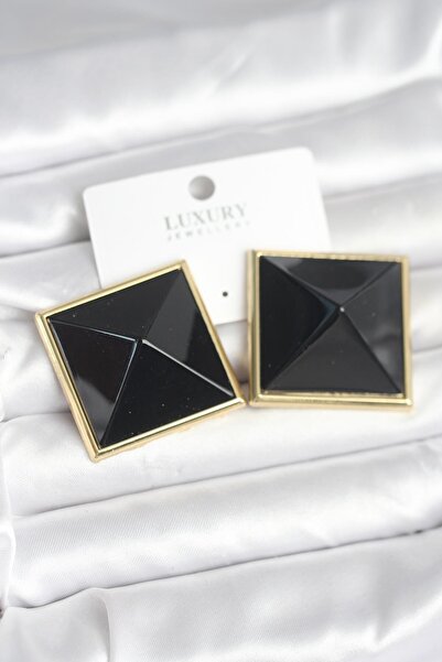 Inure Jewelry أقراط نسائية من النحاس باللون الذهبي والأسود على شكل هرم