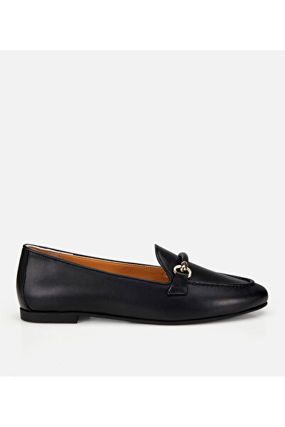 Hotiç Kadın Deri Siyah Toka Detaylı Klasik Loafer